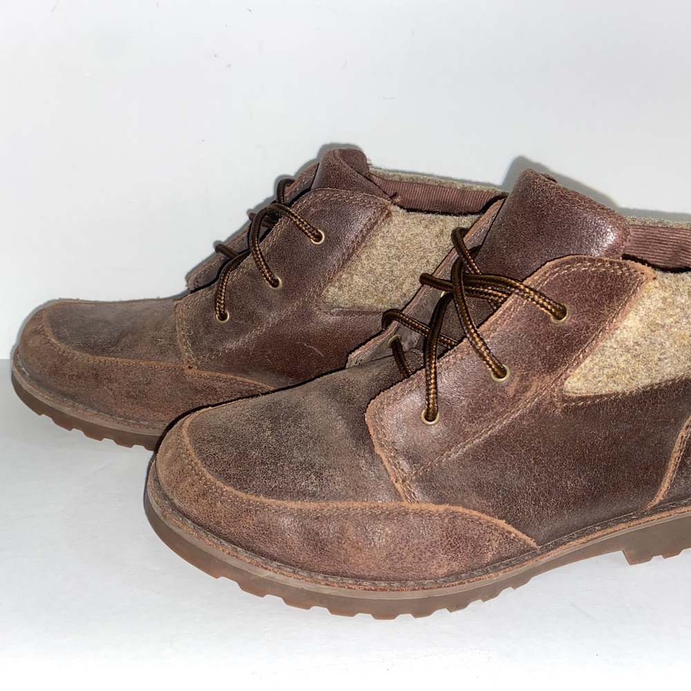 UGG Brown Orin Wool Suede ankle  Bootie 1008001k
